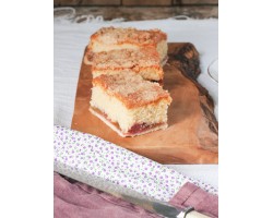 Slice Rhubarb Crumble €1.95