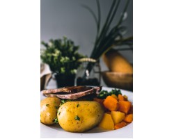 Roast Lamb & Seasonal Veg €7.50